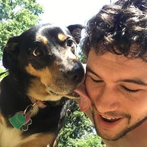 Meet your Posher, Casey